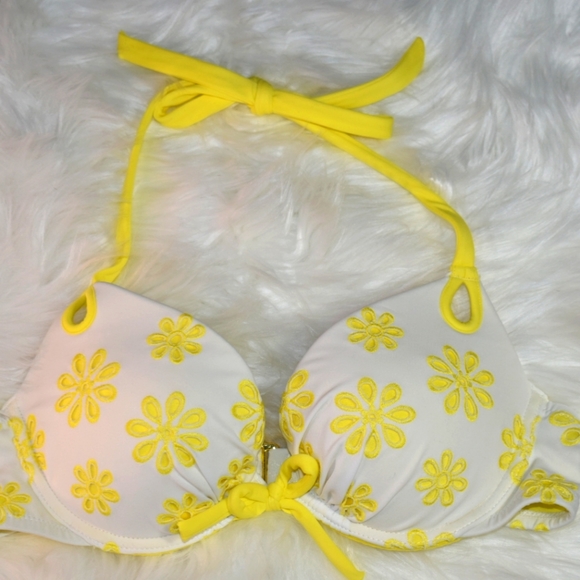 Victoria's secret bombshell swim top - Picture 1 of 1